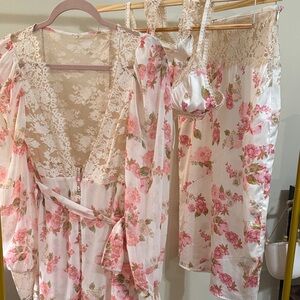 For Love and Lemons Floral Lace Women's Sleepwear Set